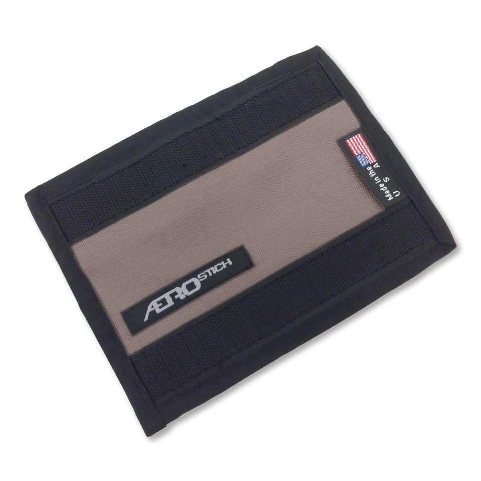 Darien Light Left Sleeve Zippered Pocket