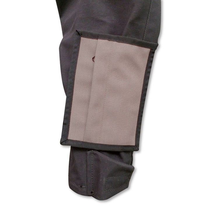 Darien Light Left Sleeve Zippered Pocket